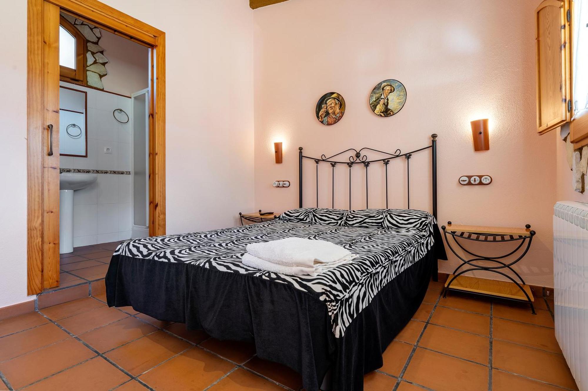 La Xaconera Villa Catllar ภายนอก รูปภาพ
